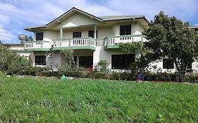 Avon Field Holiday Bungalow